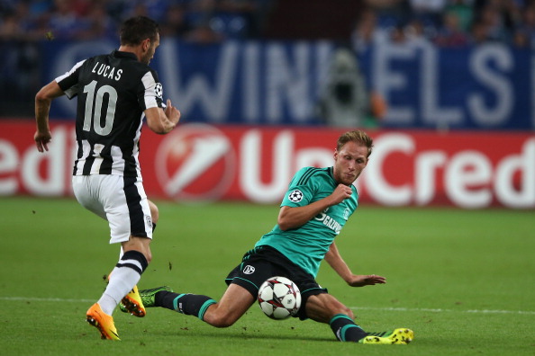 FC Schalke 04 v PAOK Saloniki – UEFA Champions League Play-offs: First Leg