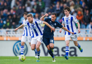 SAN SEBASTIAN, SPAIN - APRIL 30:  Lucas Vazquez of Real Madrid duels for the ball with Asier Illarramendi of Real Sociedad during the La Liga match between Real Sociedad de Futbol and Real Madrid at Estadio Anoeta on April 30, 2016 in San Sebastian, Spain.  (Photo by Juan Manuel Serrano Arce/Getty Images)