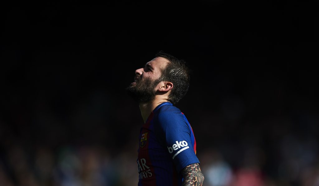 SEVILLE, SPAIN - JANUARY 29: Aleix Vidal of FC Barcelona reacts during La Liga match between Real Betis Balompie and FC Barcelona at Benito Villamarin Stadium on January 29, 2017 in Seville, Spain. (Photo by Aitor Alcalde/Getty Images)