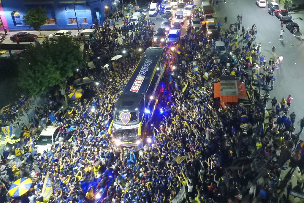 Fans Bid Farewell to Boca Juniors