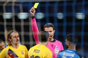 SSC Napoli v FC Barcelona – UEFA Champions League Round of 16: First Leg