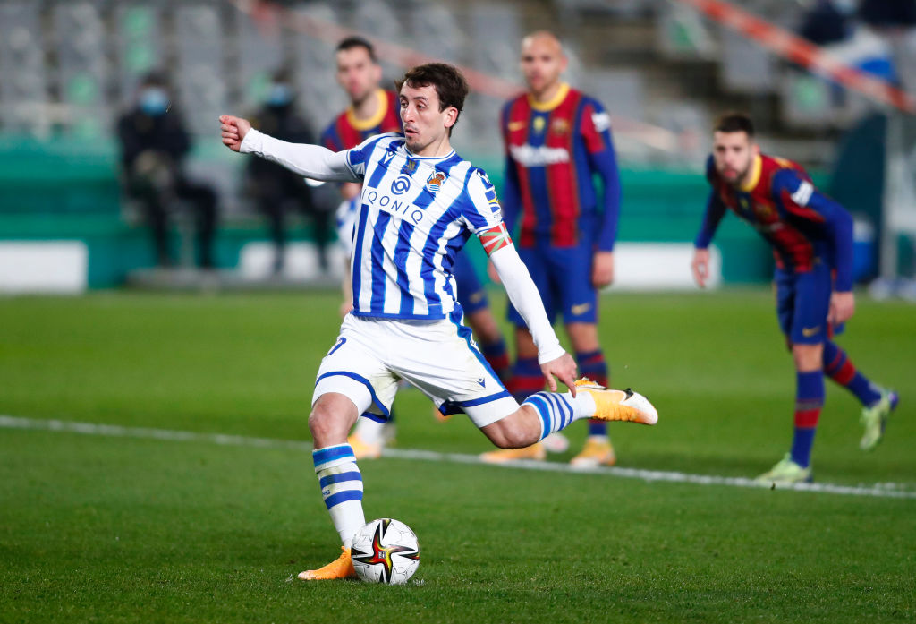 Real Sociedad v FC Barcelona – Supercopa de Espana Semi Final