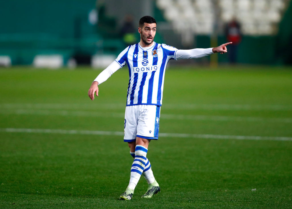 Real Sociedad v FC Barcelona – Supercopa de Espana Semi Final