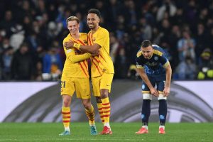 getty_aubameyangdejong20220224