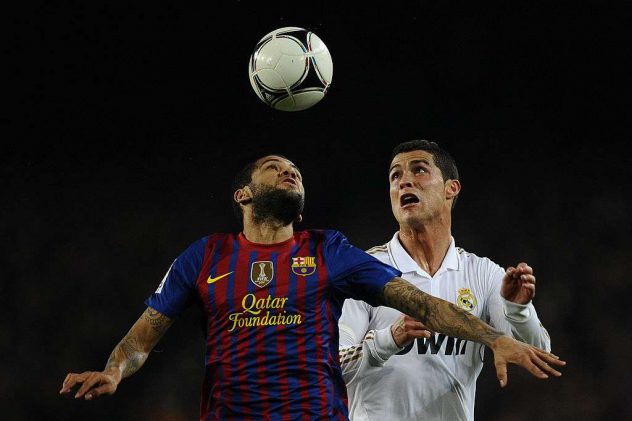 getty_alvesdanironaldocristiano20120125