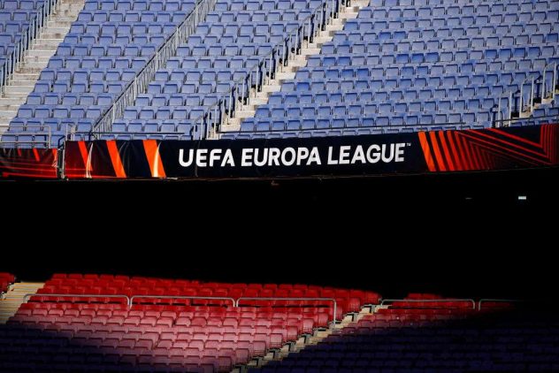 getty_campnou20220220