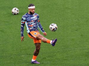 Memphis Depay siirtymässä yllättävään osoitteeseen aop_depaymemphis20240629