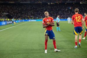 aop_YamalLamine202566