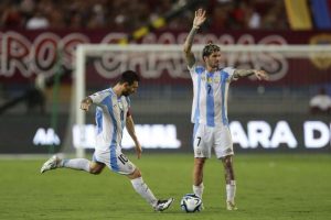 Lionel Messi kokoaa ystäviään yhteen – se voi koitua tällä kertaa Atlético Madridin eduksi aop_messilioneldepaulrodrigo20241010