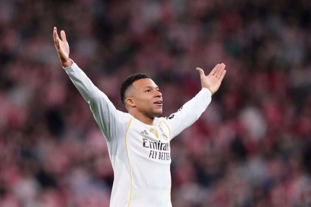 aop_MbappeKylian20251203