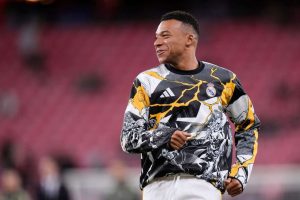 aop_mbappekylian20251203 (2)