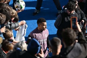 aop_mbappekylian20251230